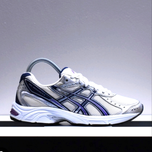 Asics Gel Maverick 3 white/navy - Picture 1 of 10